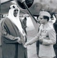 الإسم: الملك فيصل الثاني والملك سعود بن عبد العزيز 
 الوصف: صورة نادرة 
 عدد الزيارات: 7509
